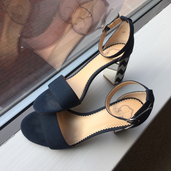 Chevron Heels - Picture 8 of 8